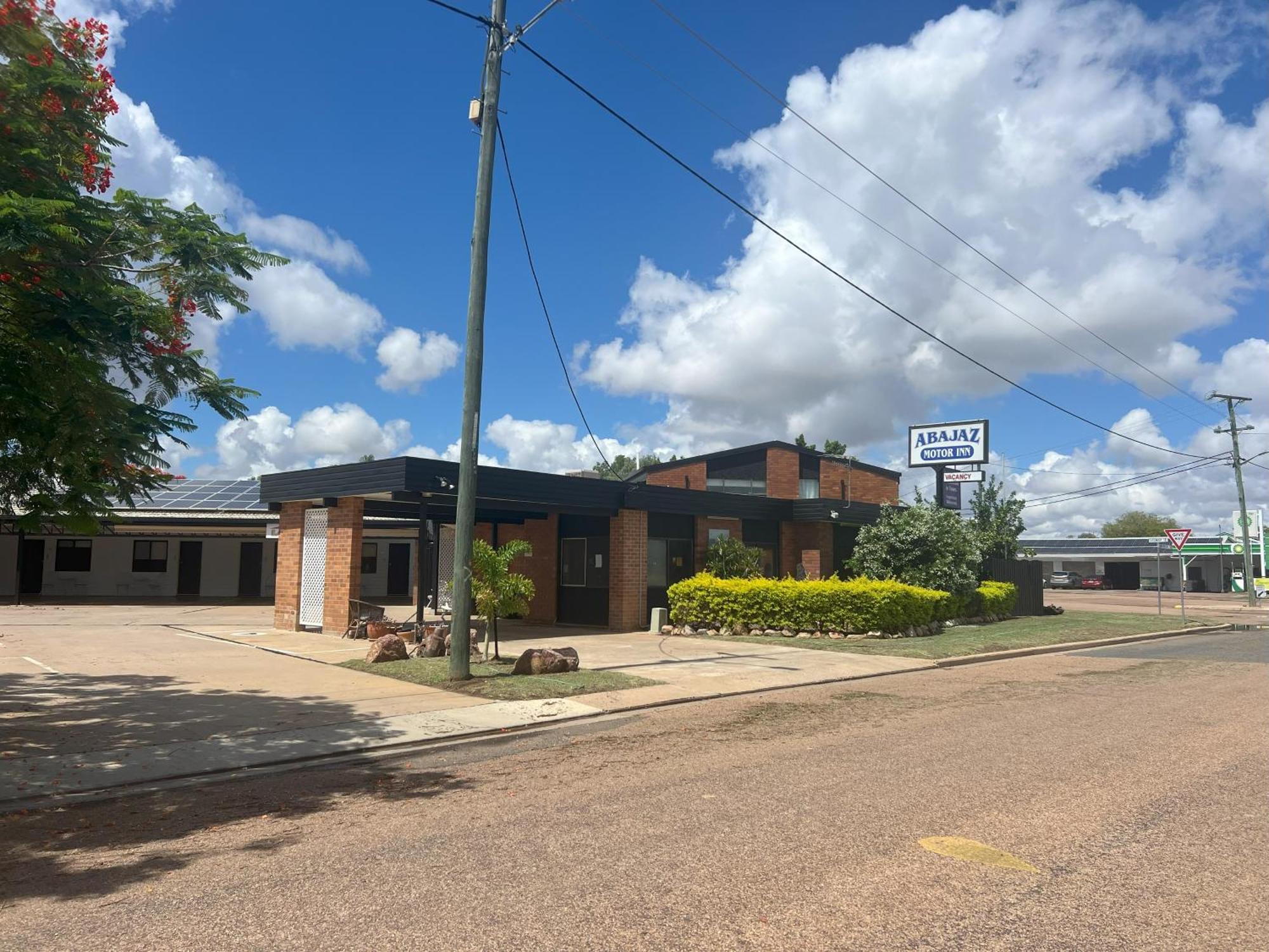 Abajaz Motel-Central-King Bed-Shaded Parking Longreach Exteriör bild