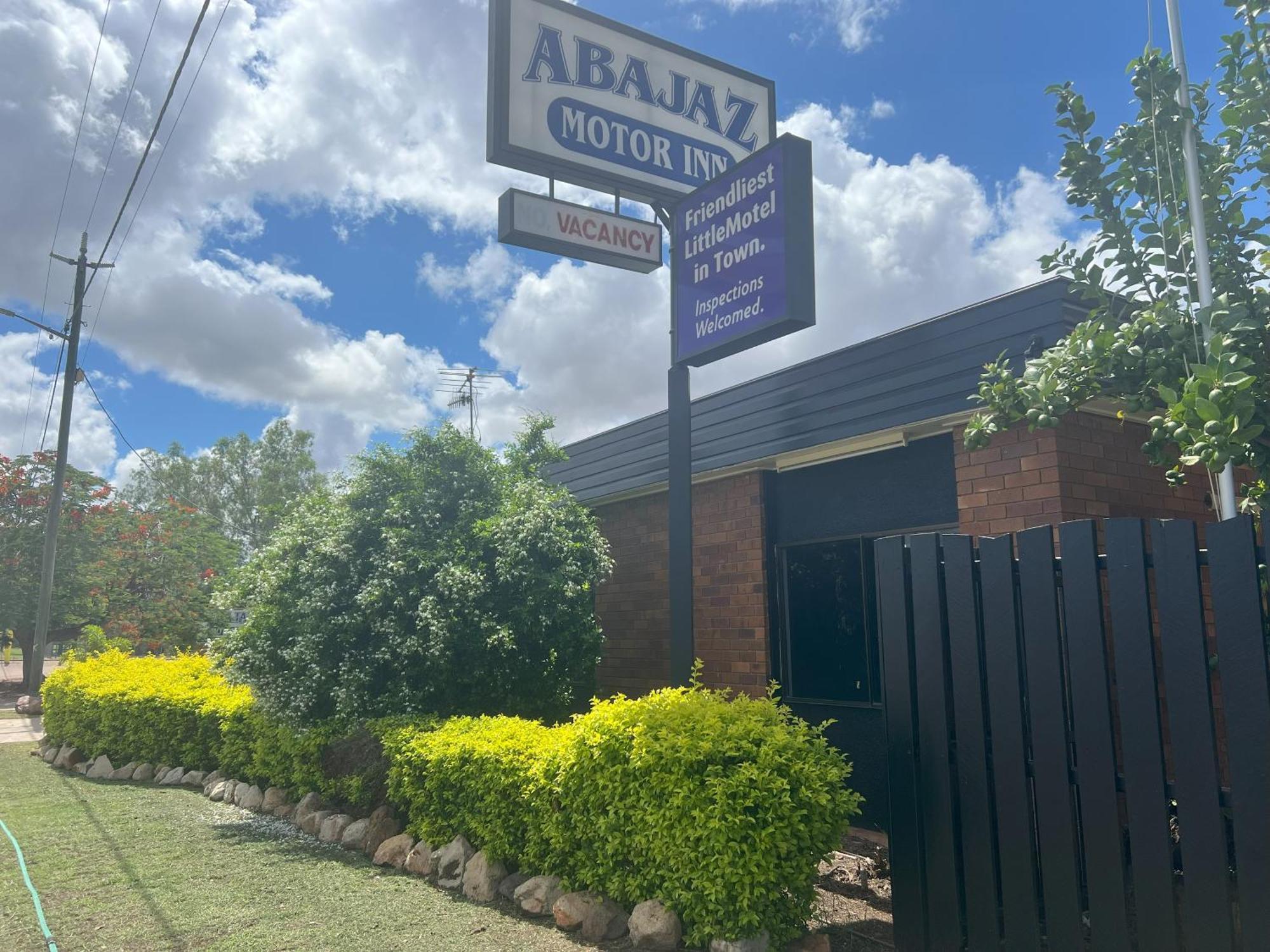Abajaz Motel-Central-King Bed-Shaded Parking Longreach Exteriör bild