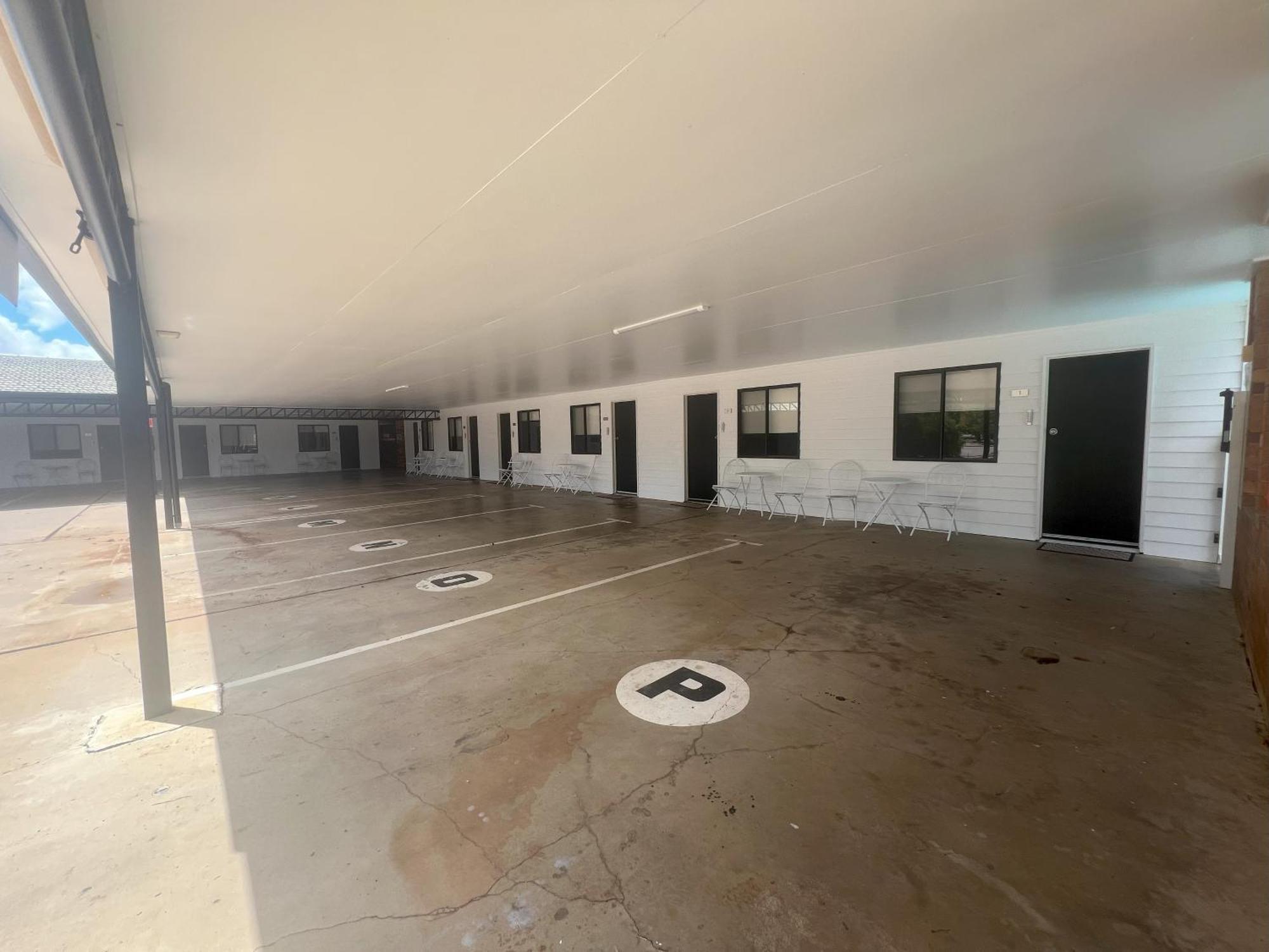 Abajaz Motel-Central-King Bed-Shaded Parking Longreach Exteriör bild